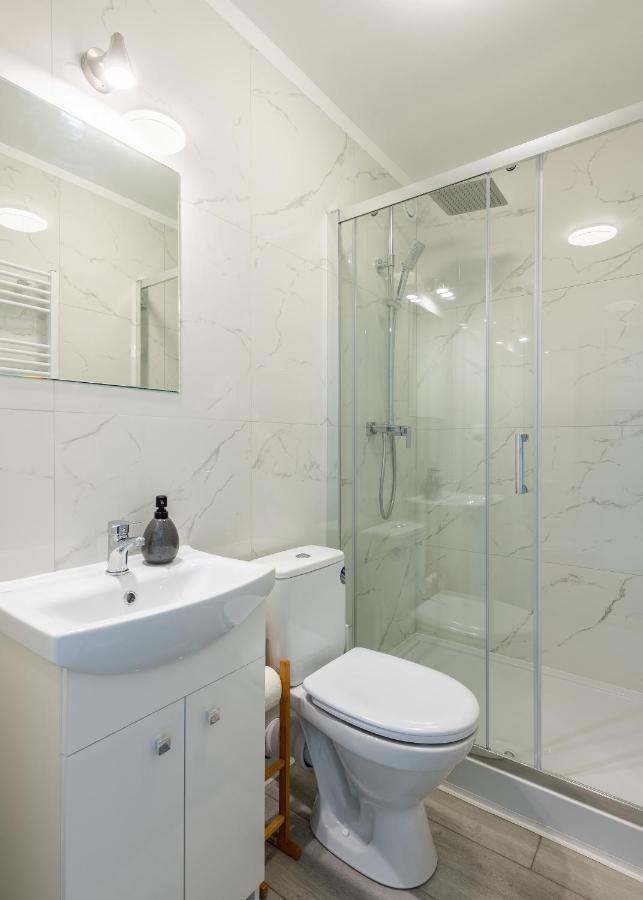 ורשה Batorego 220 - 450M Stacja Metra Pola Mokotowskie, 800M Biblioteka Narodowa - 20M Piekny Park Pola Mokotowskie - 800M Do Sgh - Wifi - Smart Tv - Good Apartments מראה חיצוני תמונה